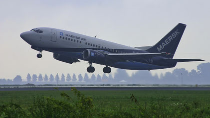---- Boeing 737-500 ---- OY-API ---- First Flight: 1997 ---- MSN: 28722 ---- Amsterdam Schiphol (AMS - EHAM) 2005