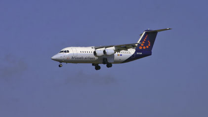 ---- BAe Avro RJ85 ---- OO-DJR (*2) ---- First Flight: 1996 ---- MSN: 2290 ---- Brussels National (BRU - EBBR) 2007
