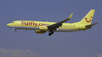 Boeing 737-800"Winglets" -- D-AHLR -- First Flight: 2002 -- MSN: 32907 Frankfurt Rhein-Main (FRA - EDDF) 2007