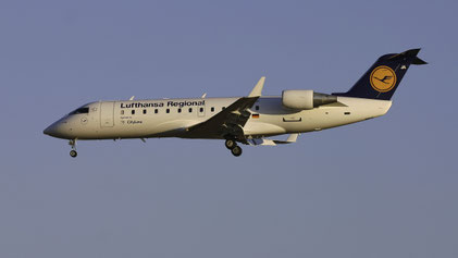 -- Bombardier CRJ-200LR --- D-ACJA --- First Flight: 1996 -- MSN: 7122 --- Brussels National (BRU - EBBR) 2005