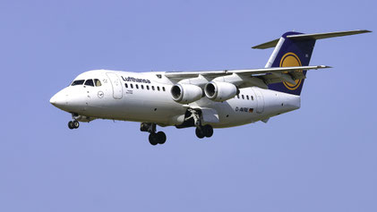 --- BAe Avro RJ85 --- D-AVRE --- First Flight: 1995 --- MSN: 2261 --- Brussels National (BRU - EBBR) 2005
