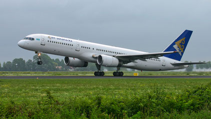 --- Boeing 757-200 --- P4-FAS --- First Flight: 1998 --- MSN: 29489 --- Amsterdam Schiphol (AMS - EHAM) 2005