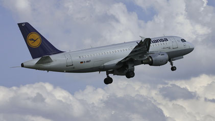 --- Airbus A319-100 --- D-AILF (*1) --- First Flight: 1996 --- MSN: 636 --- Frankfurt Rhein-Main (FRA - EDDF) 2006