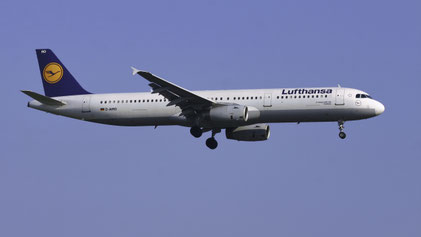 --- Airbus A321-100 --- D-AIRO --- First Flight: 1995 --- MSN: 563 --- Frankfurt Rhein-Main (FRA - EDDF) 2007