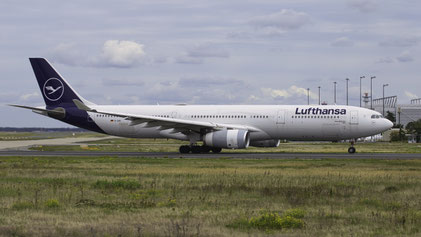 --- Airbus A330-300 --- D-AIKI (*2) --- First Flight: 2005 --- MSN: 687 --- Frankfurt Rhein-Main (FRA - EDDF) 2023