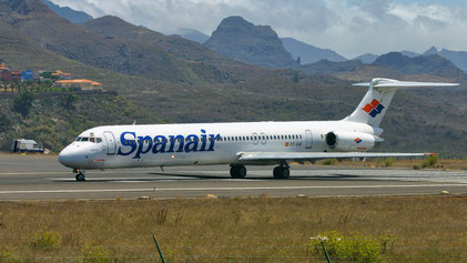 McDonnell Douglas MD-83 --- EC-GHE --- First Flight: 1986 --- MSN: 49398 Tenerife Norte - Los Rodeos (TFN - GCXO) 2006