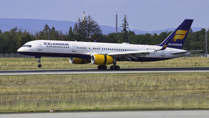 Boeing 757-200"Winglets" --- TF-ISR --- First Flight: 1999 --- MSN: 26248 Frankfurt Rhein-Main (FRA - EDDF) 2019