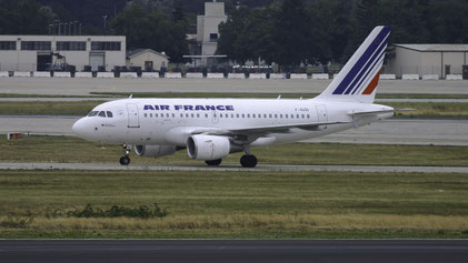 --- Airbus A318-100 --- F-GUGI --- First Flight: 2004 --- MSN: 2350 --- Frankfurt Rhein-Main (FRA - EDDF) 2005