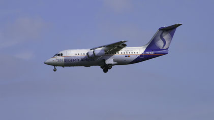 ---- BAe Avro RJ85 ---- OO-DJZ ---- First Flight: 1997 ---- MSN: 2305 ---- Brussels National (BRU - EBBR) 2006