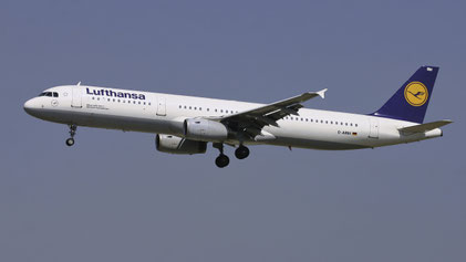 --- Airbus A321-100 --- D-AIRH --- First Flight: 1993 --- MSN: 412 --- Frankfurt Rhein-Main (FRA - EDDF) 2007