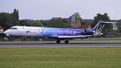 --- Bombardier CRJ-900ER --- ES-ACB -- First Flight: 2011 --- MSN: 15261 --- Brussels National (BRU - EBBR) 2017