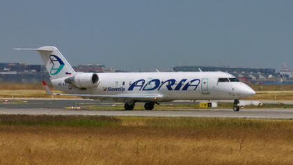 -- Bombardier CRJ-200LR --- S5-AAD  --- First Flight: 1998 -- MSN: 7166 -- Frankfurt Rhein-Main (FRA - EDDF) 2005