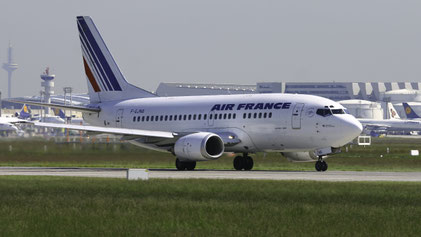 --- Boeing 737-500 --- F-GJNA --- First Flight: 1991 --- MSN: 25206 --- Frankfurt Rhein-Main (FRA - EDDF) 2005