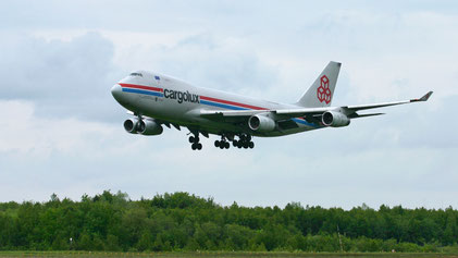 --- Boeing 747-400F --- LX-MCV (*1) --- First Flight: 1998 --- MSN: 29729 --- Luxembourg Findel (LUX - ELLX) 2005