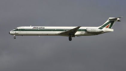 McDonnell Douglas MD-82 -- I-DACR -- First Flight: 1990 -- MSN: 49975  Brussels National (BRU - EBBR) 2007