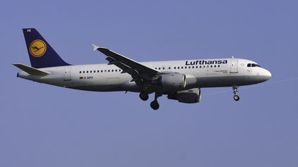--- Airbus A320-200 --- D-AIPZ --- First Flight: 1991 --- MSN: 162 --- Frankfurt Rhein-Main (FRA - EDDF) 2007