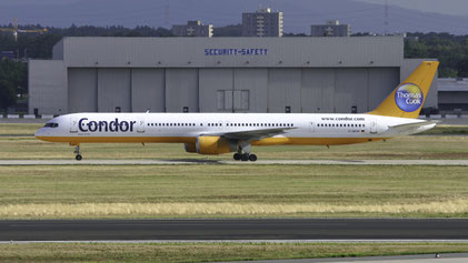 --- Boeing 757-300"Winglets" --- D-ABOM (*1) --- First Flight: 2000 --- MSN: 29022 --- Frankfurt Rhein-Main (FRA - EDDF) 2005