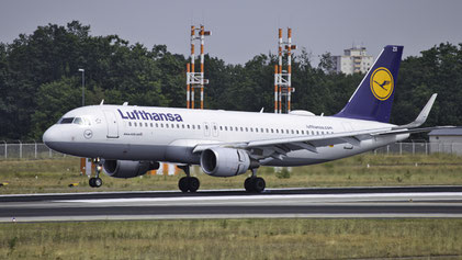 --- Airbus A320-200"Sharklets" --- D-AIZX (*1) --- First Flight: 2013 --- MSN: 5741 --- Frankfurt Rhein-Main (FRA - EDDF) 2019