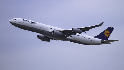--- Airbus A340-300 --- D-AIGM (*1) --- First Flight: 1997 --- MSN: 158 --- Frankfurt Rhein-Main (FRA - EDDF) 2019