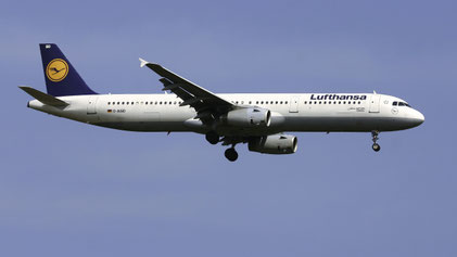 --- Airbus A321-200 --- D-AISD --- First Flight: 2000 --- MSN: 1188 --- Frankfurt Rhein-Main (FRA - EDDF) 2005