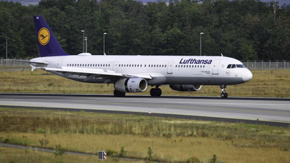 --- Airbus A321-100 --- D-AIRS --- First Flight: 1996 --- MSN: 595 --- Frankfurt Rhein-Main (FRA - EDDF) 2019
