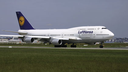 --- Boeing 747-400 --- D-ABTL --- First Flight: 2002 --- MSN: 29872 --- Frankfurt Rhein-Main (FRA - EDDF) 2005