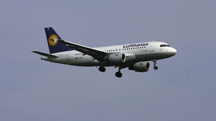 --- Airbus A319-100 --- D-AILS --- First Flight: 1997 --- MSN: 729 --- Frankfurt Rhein-Main (FRA - EDDF) 2005