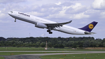 --- Airbus A330-300 --- D-AIKJ --- First Flight: 2005 --- MSN: 701 --- Dusseldorf Rhein-Ruhr (DUS - EDDL) 2017