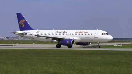---- Airbus A320-200 ---- SU-GCD ---- First Flight: 2003 ---- MSN: 2094 ---- Frankfurt Rhein-Main (FRA - EDDF) 2005