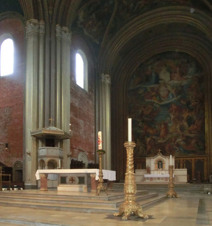 Das Innere der Ludwigskirche in München