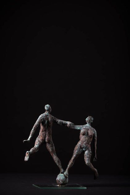 Skulptur, schwarzer Ton, Heinz Hermentin 