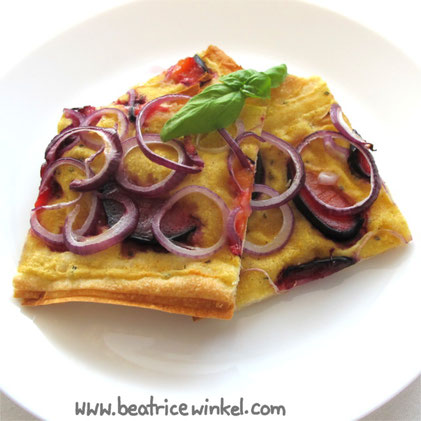 Beatrice Winkel - Pflaumen-Zwiebel-Flammkuchen