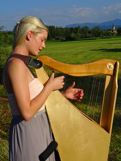 Travel Harp, small harp 32 Strings