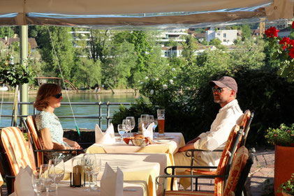 Gartenrestaurant am Rheinufer in Rheinfelden