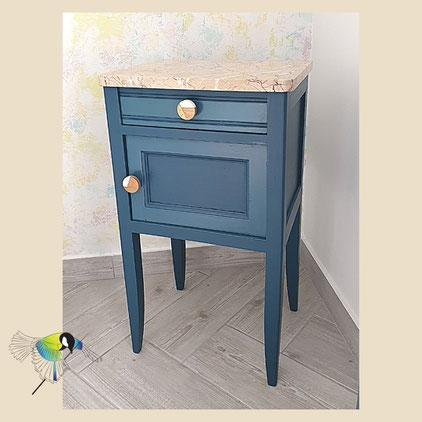 avec presque rien, table de nuit, bleu, upcycling, arbre beige, bleu, crea terra