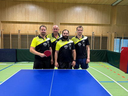 Martin Kinslechner, Tomas Janci, Michael Kufmüller und Jonas Zink sind bereits Meister! Gegen Tulln steht aber eine attraktive Partie ins Haus. Für Tomas Janci ist es nach 10 Jahren das letzte Spiel im Dress des TTV Sierndorf.