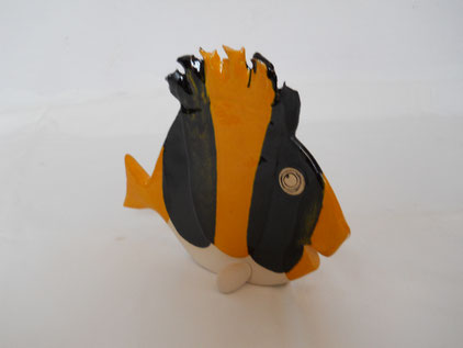 Fisch aus Ton gelb-schwarz gestreift