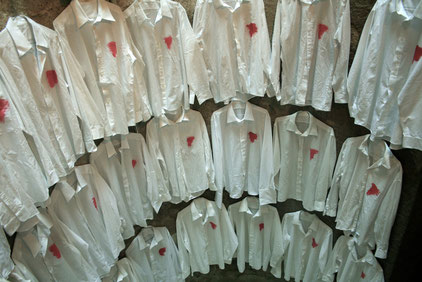 37 chemises de Maïakovski dans la citadelle de St Florent