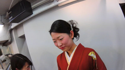 着物(振袖)のヘアセットにすき毛(アンコ)は必要??