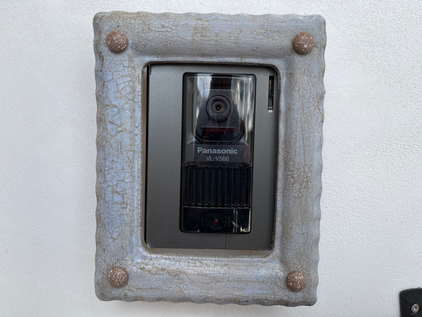 ムニュムニュ インターフォン カバー フレーム バラ シャビー シャビー