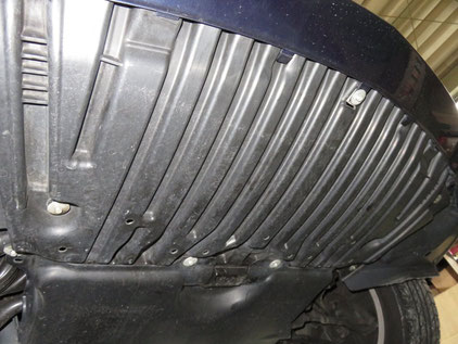 ベンツ Eクラス W212 Acランプ点滅 エアコン修理 ホーム