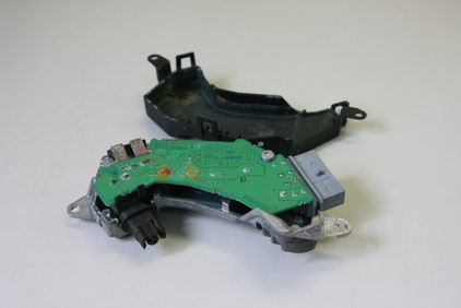 SAAB 9-3 ブロアモーター レギュレーター修理