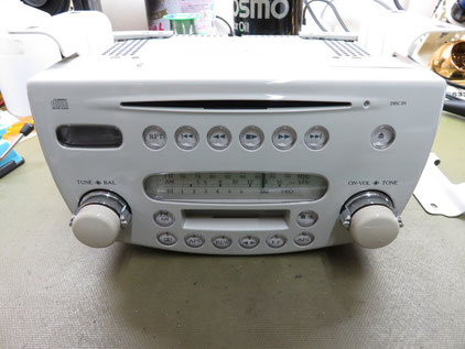 ニッサン フィガロ 純正オーディオ修理 PN-2028U