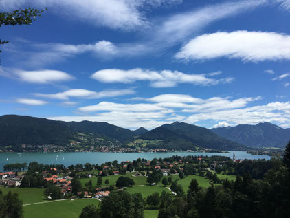 Foto: Tegernsee zur Meditation "Berg"