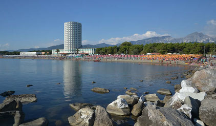 Marina di Massa e la Torre Fiat