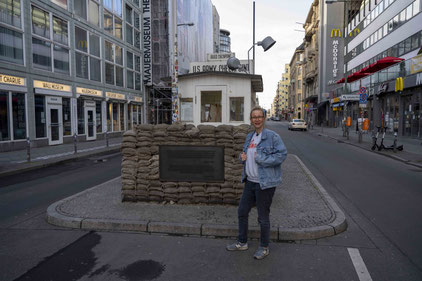 Walk along the Berlin Wall