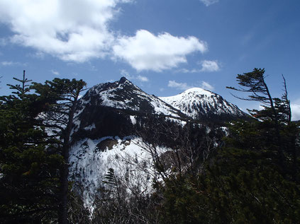 八ヶ岳　残雪期　登山ツアー