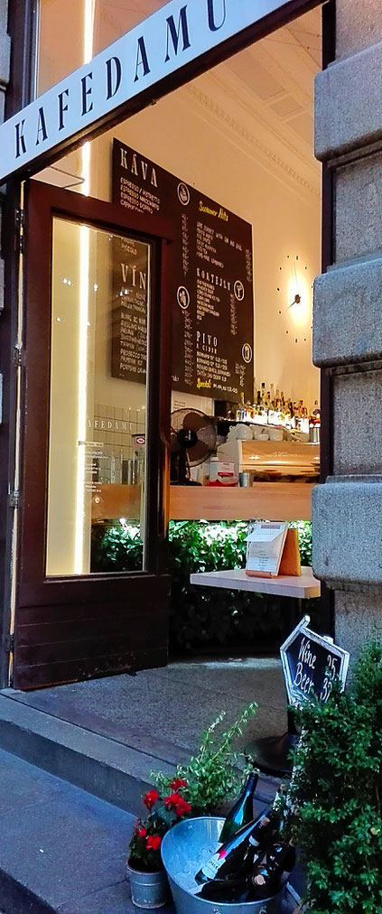 Kafe Damu Prague Coworking Space