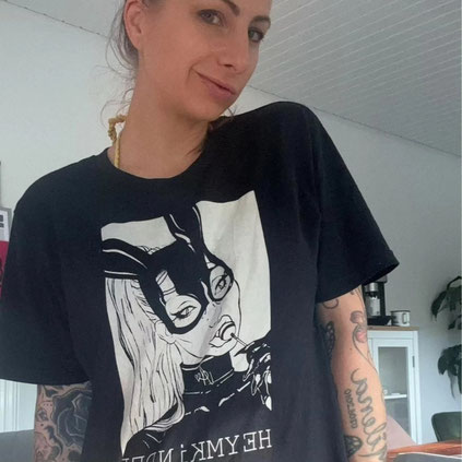 Damen Shirts aus Erfurt Thüringen nicht nur für Tattoo Fans Motiv Devils Akita