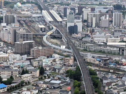 信夫山から見た福島駅の山形新幹線工事状況